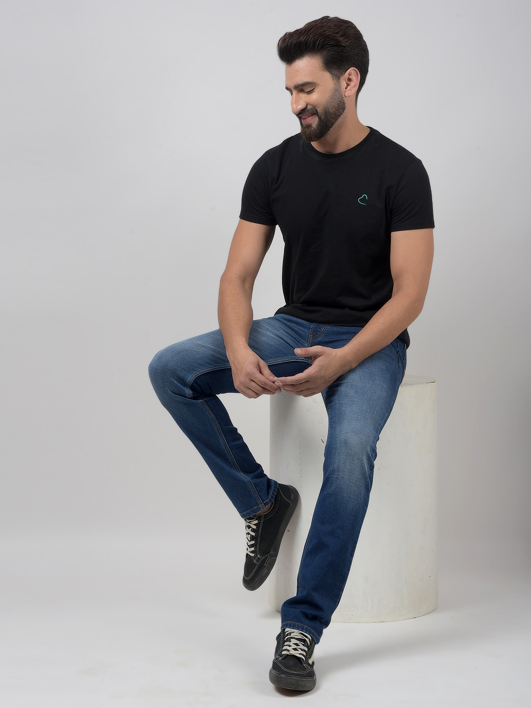 Numero Uno Men Solid Dark Blue Jeans